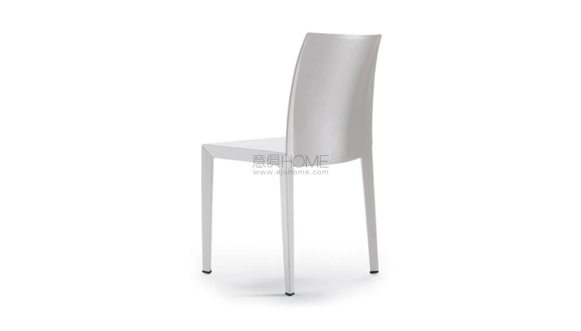 LOLA-CHAIR 餐椅